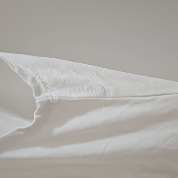 RW&CO Extended-Sleeve V-Neck Fitted Tee - XXS - Picture 8 of 9